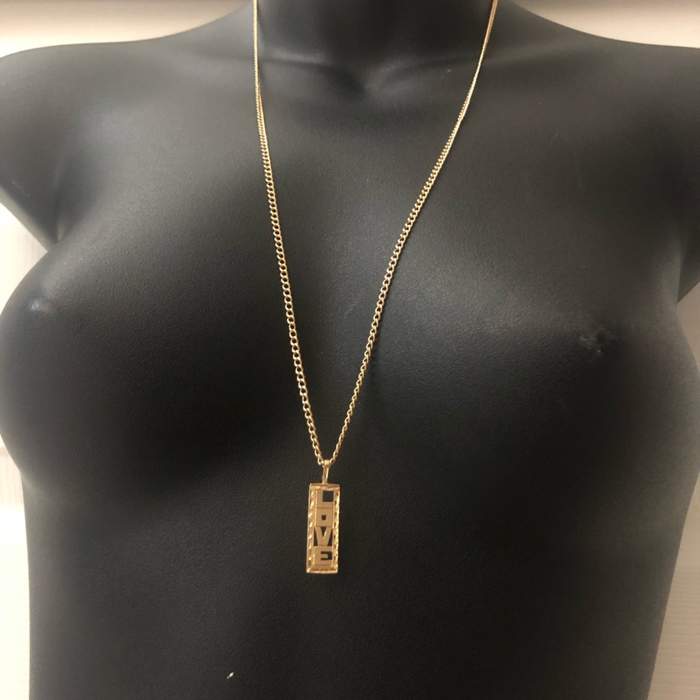 ♥️ 14k Gold chain and “LOVE” Charm .45 oz  ♥️ - Picture 4 of 9